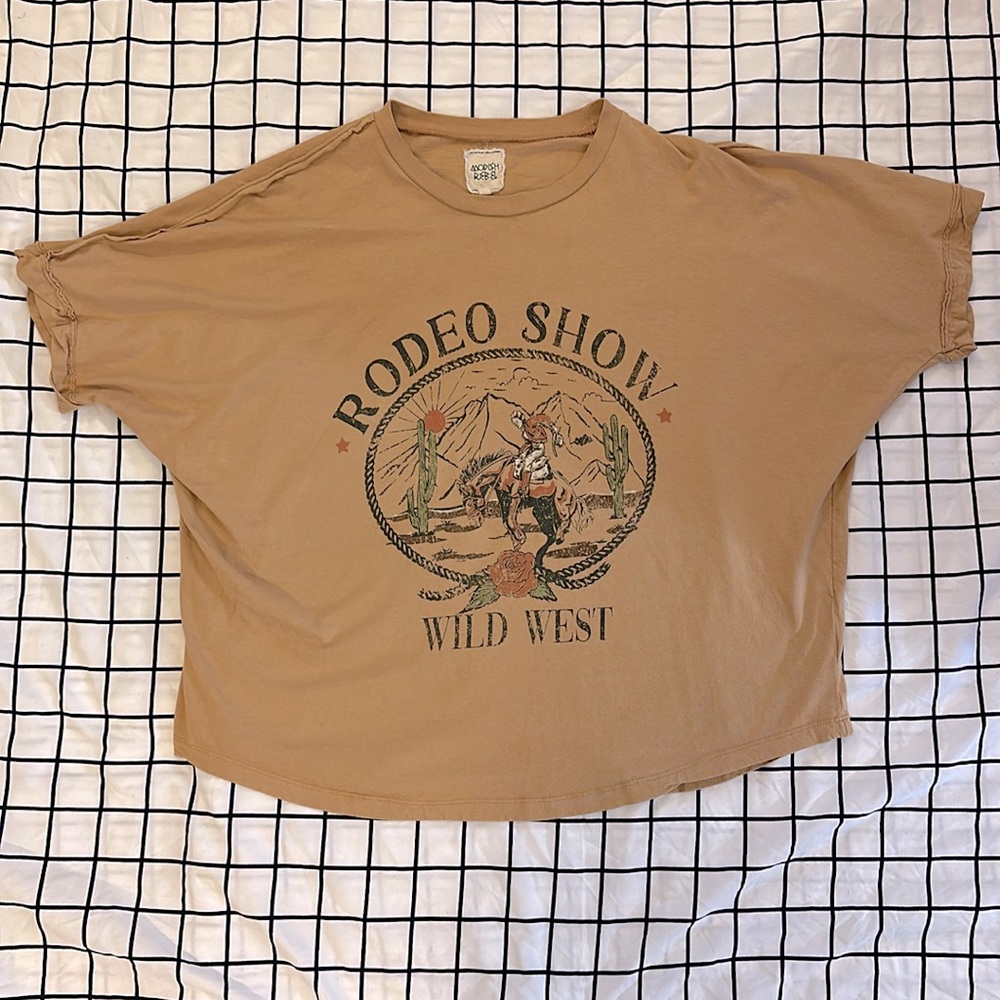Super cute western T-shirt